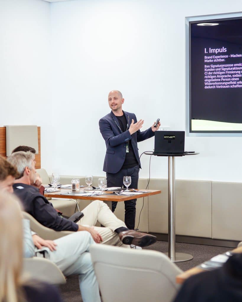 Rafael Winkler während seiner Workshop Session für den Bankensektor