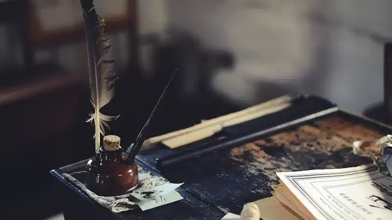 Schreibfeder und Tinte